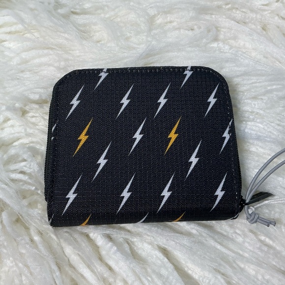 LeSportsac Lightning Bolt Wallet✨NWT✨ - Picture 5 of 8